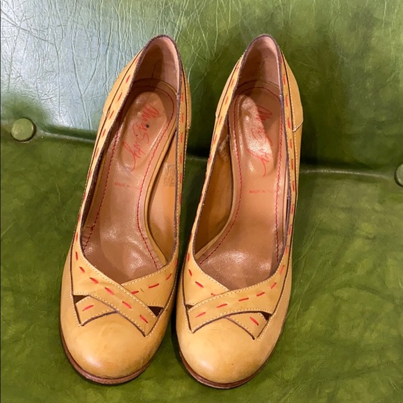 Leather Mustard Miss Sixty Stacked Heels - Picture 2 of 4